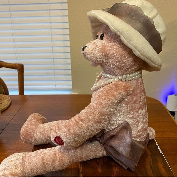 Vintage Chantilly Lane PBC LOVE PLUSH Pink Velvet Stuffed Bear Hat and Necklace - Picture 7 of 16